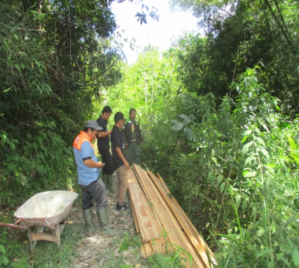 Scorpion Team conducts joint patrol with BKSDA in Ramba Sihasur, Sipirok District (May 12, 2020)